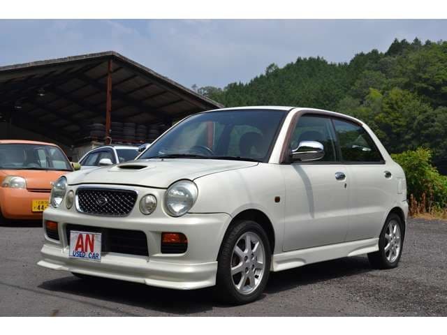 Car thumbnail 4
