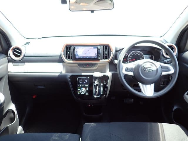 Car thumbnail 2