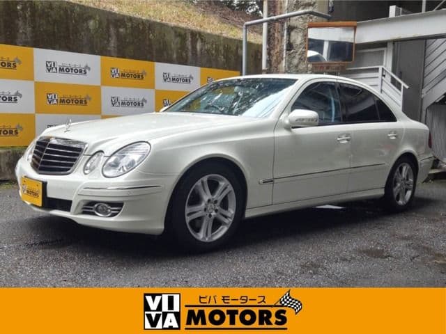 MERCEDES BENZ MERCEDES BENZ E class sedan