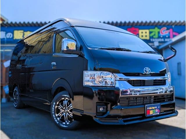 TOYOTA HIACE wagon