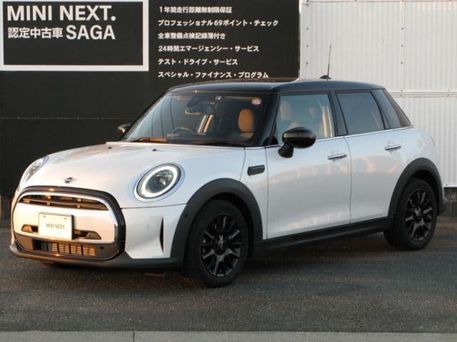Car image 1