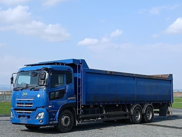 NISSAN DIESEL Quon