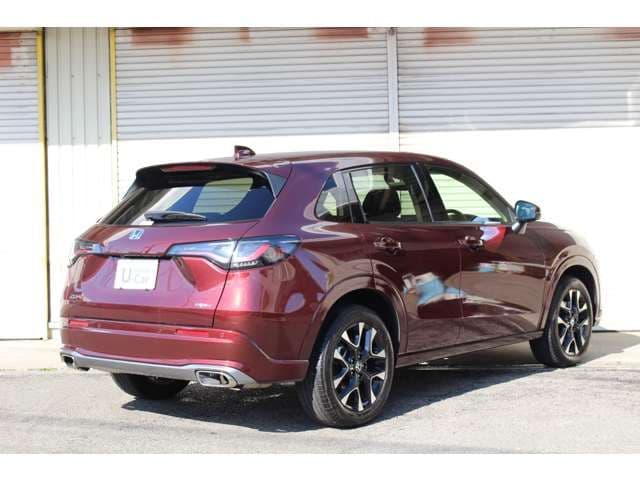 Car thumbnail 3