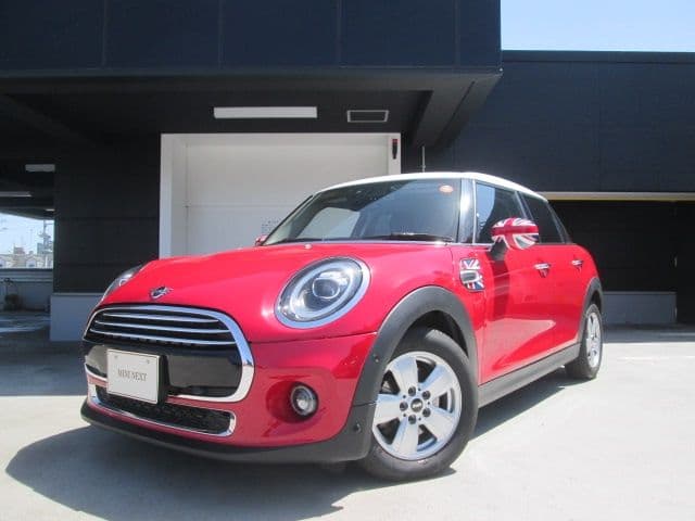 Car image 1