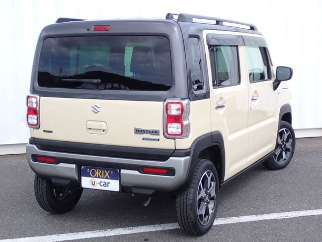Car thumbnail 3