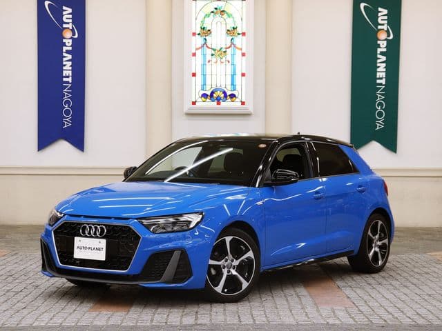AUDI