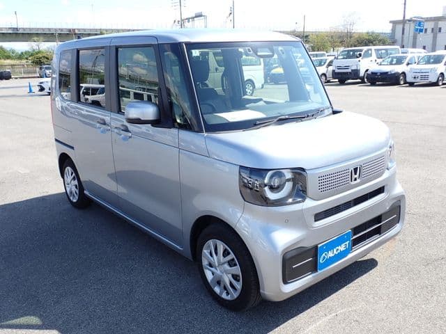 Car thumbnail 4