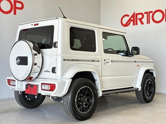 Car thumbnail 3