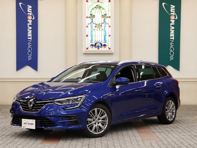 RENAULT