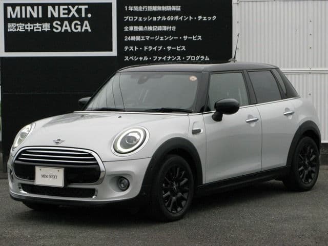 Car image 1