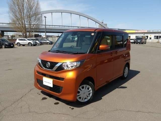 NISSAN