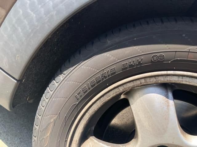 Car thumbnail 3