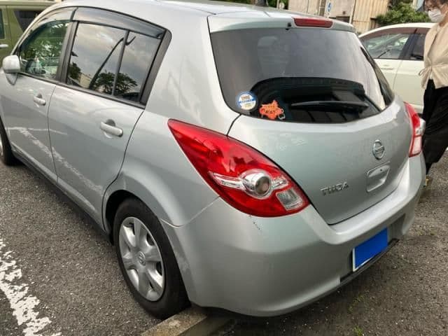 Car thumbnail 4