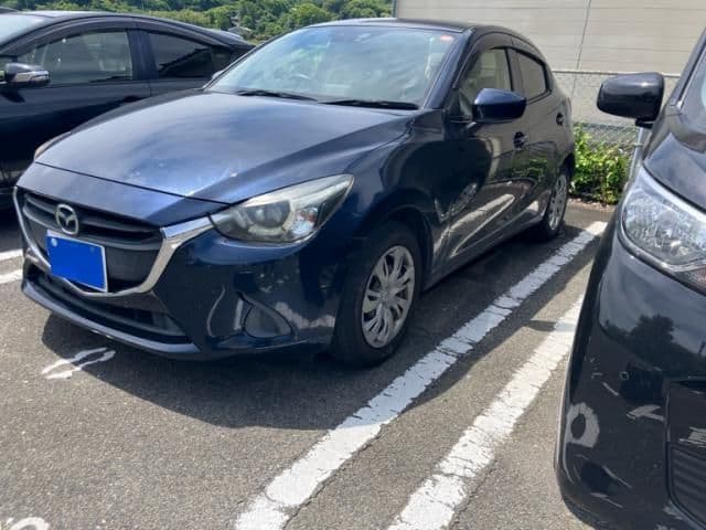 Car image 1