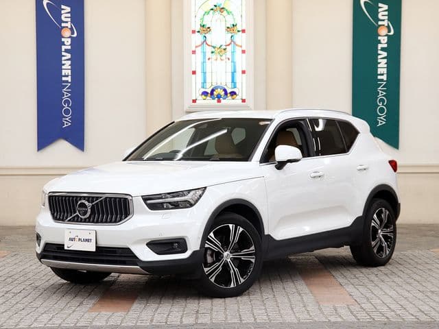 VOLVO VOLVO XC40