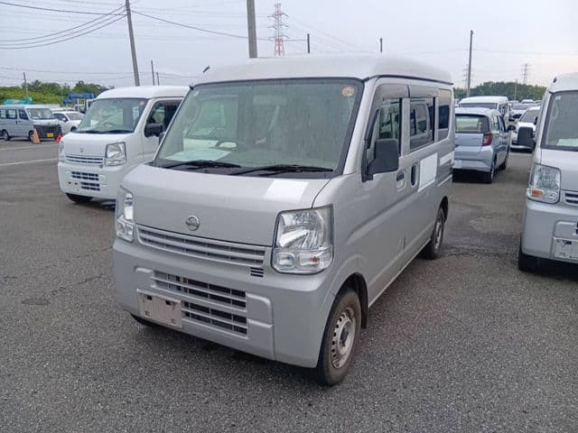NISSAN
