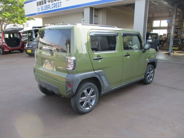 Car thumbnail 4