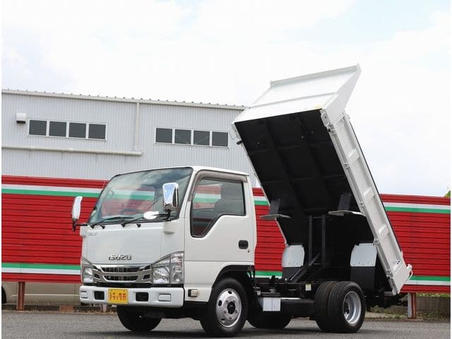 ISUZU