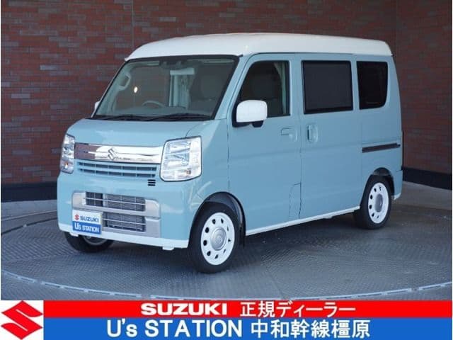 SUZUKI