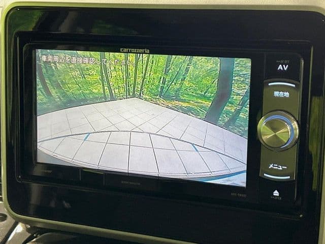 Car thumbnail 4