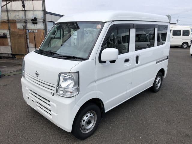 NISSAN NV100 CLIPPER 4WD