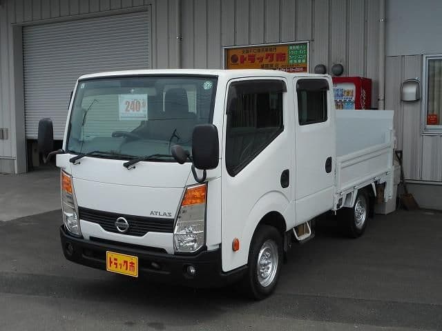 NISSAN