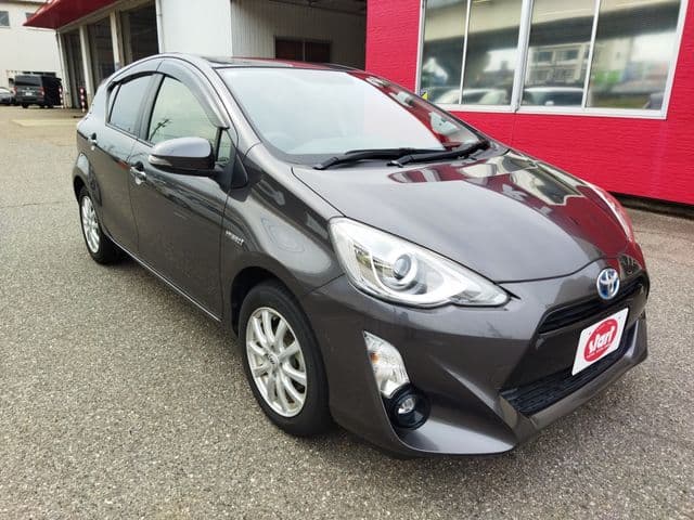 Car image 1