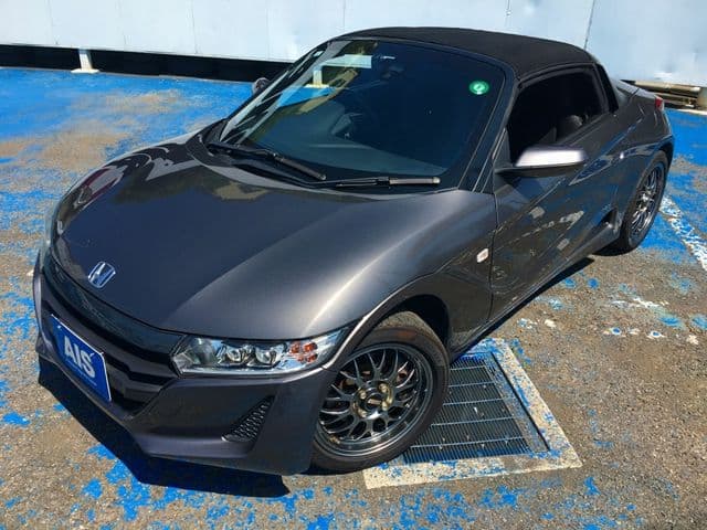 Car image 1