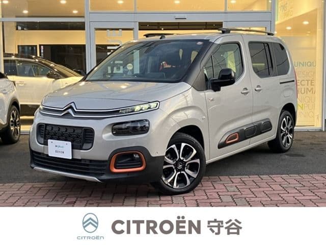 Car image 1
