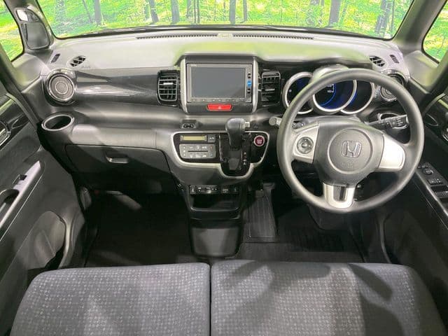 Car thumbnail 2