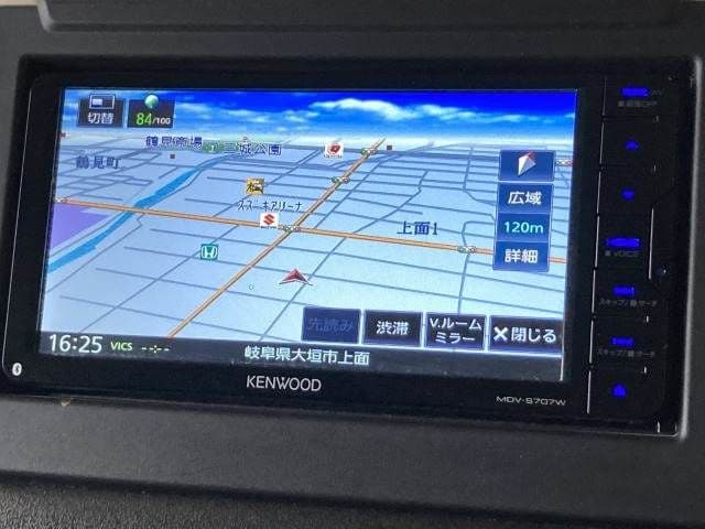 Car thumbnail 4