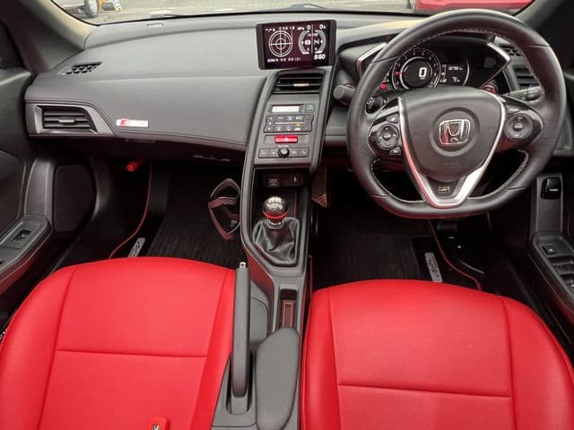 Car thumbnail 3