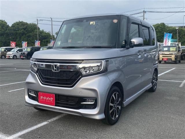 Car image 1
