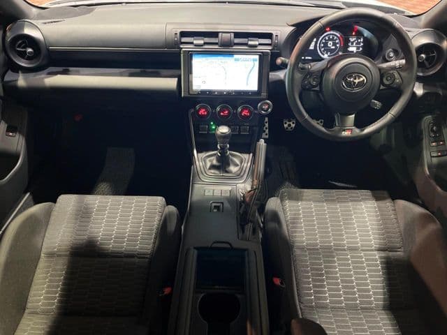 Car thumbnail 2