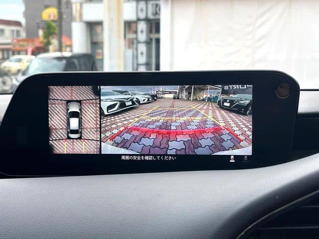 Car thumbnail 4