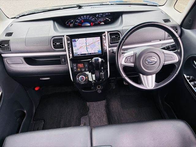 Car thumbnail 3