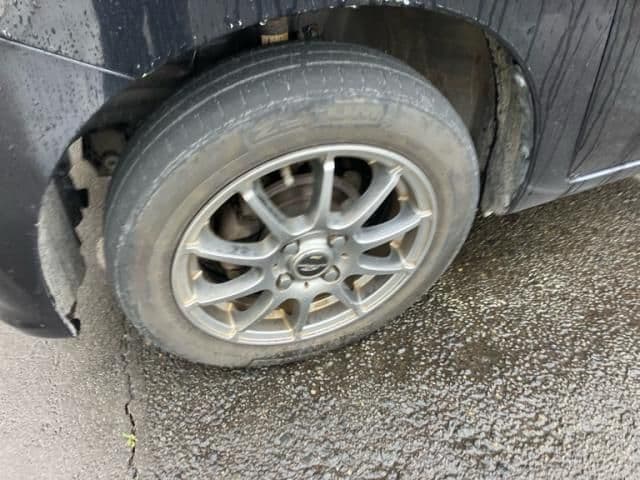 Car thumbnail 4