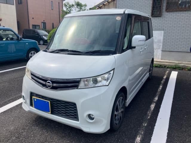 Car image 1