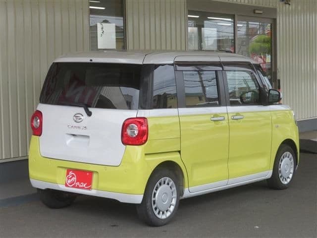 Car thumbnail 4