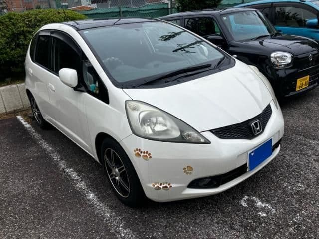 Car thumbnail 2