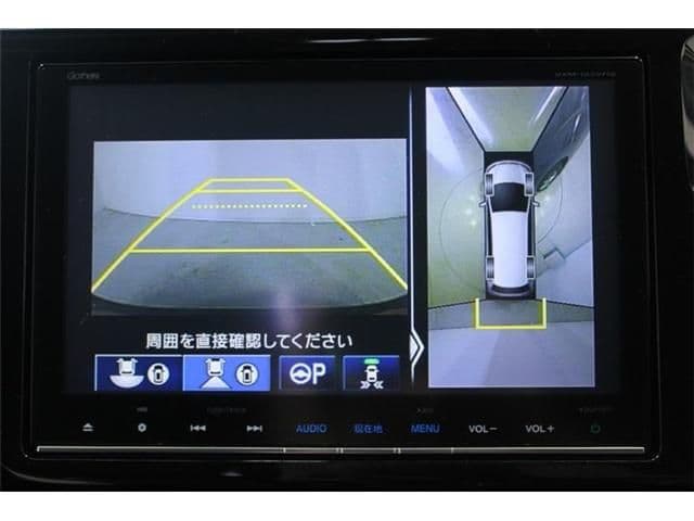 Car thumbnail 4