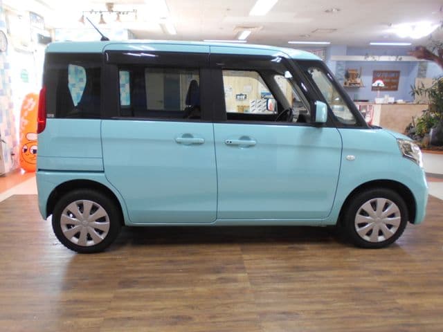 Car thumbnail 4