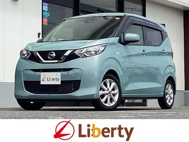 NISSAN