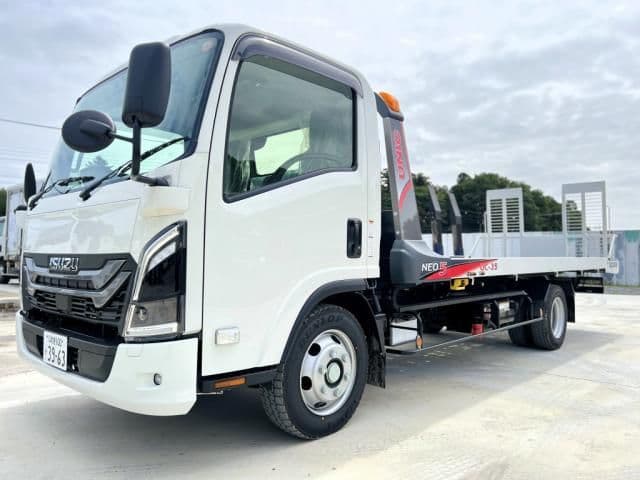 ISUZU