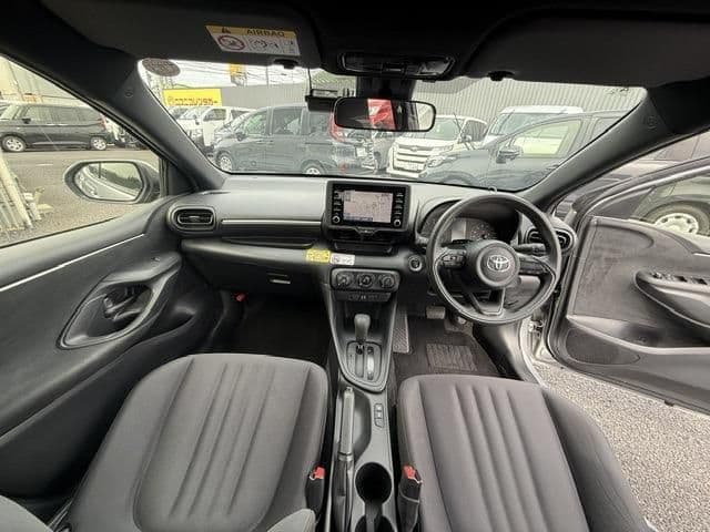 Car thumbnail 3
