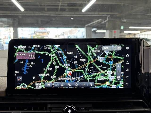 Car thumbnail 3