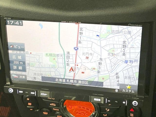 Car thumbnail 4