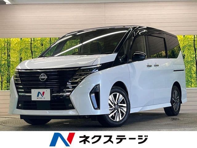 NISSAN
