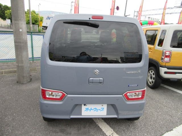 Car thumbnail 4