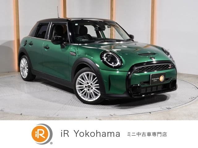 Car image 1